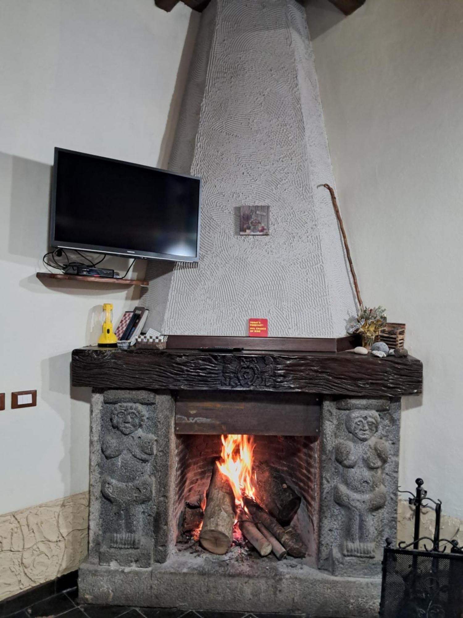 Вілла Casa Etna Бронте Екстер'єр фото