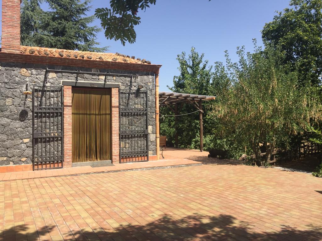 Вілла Casa Etna Бронте Екстер'єр фото