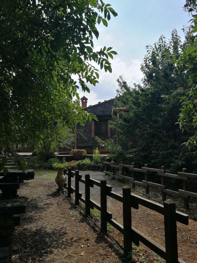 Вілла Casa Etna Бронте Екстер'єр фото